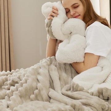 Bedsure Sherpa Throw Blanket for Cozy Winter Nights
