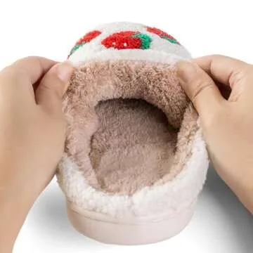 Women Strawberry Pattern Slippers Cozy and Warm