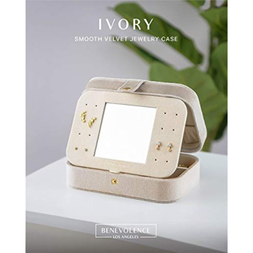 Benevolence LA Plush Velvet Travel Jewelry Storage Box