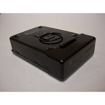 Whiskey painters Scottie Artist Watercolor Paint Palette Box with Built in Flask. Pocket, Travel Friendly Size. Metal Half pan Palette Box with Flask & Water Reservoir. Hand Made in Italy