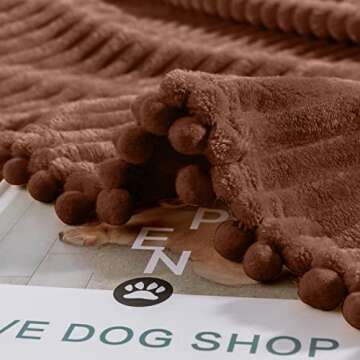 DISSA Plush Fleece Blanket - Soft & Cozy Throw for All