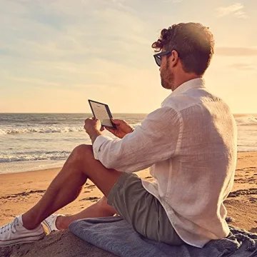 Kindle Oasis E-reader - 7" Waterproof, 32GB, Champagne Gold