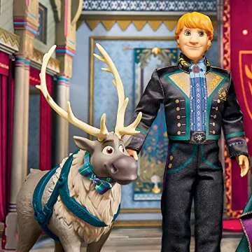 Disney Frozen 2 Frozen Finale Set, Anna, Elsa, Kristoff, Olaf, Sven Dolls with Fashion Doll Clothes and Accessories, Toy for Kids 3 and Up (Amazon Exclusive)
