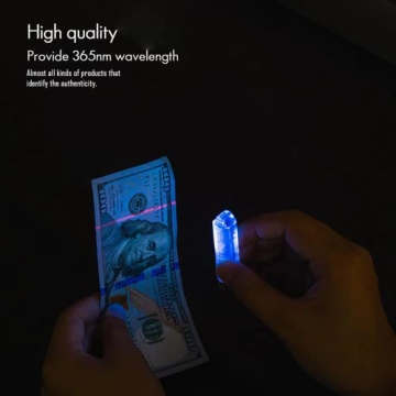 RovyVon Aurora A8 G4 Mini Keychain Flashlight 420 Lumens