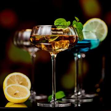 Lysenn Vintage Coupe Glasses Set of 4 - Hand Blown Gold Rim