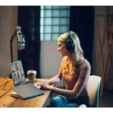 AKG Pro Audio Lyra Ultra-HD USB C Microphone - Stream, Record, Podcast