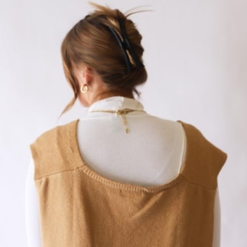 KAXI Hold Everything Hair Claw - Stylish & Functional Clip