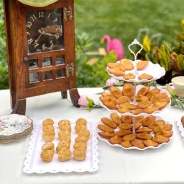 Elegant 7 Piece Cake Stand Set for Any Occasion