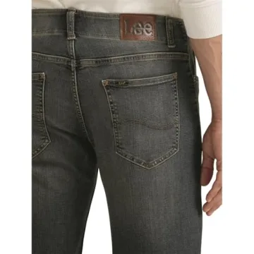 Lee Men's Extreme Motion Straight Taper Jeans - Comfort & Flexibility