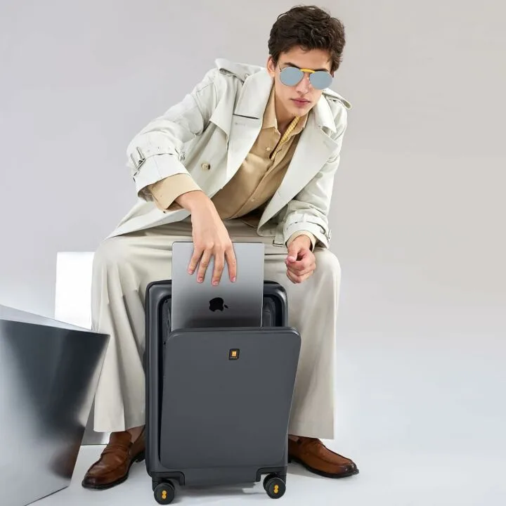Lightweight Hardside Carry-On Suitcase with USB Port