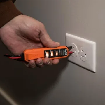 Klein Tools MM320KIT Digital Multimeter Electrical Test Kit