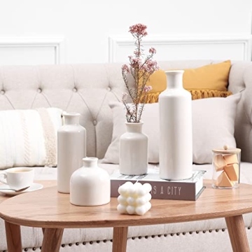 Stylish CUCUMI 4 White Ceramic Vases for Home Decor