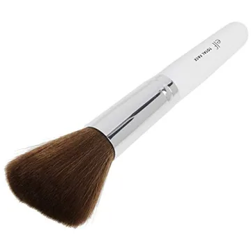 e.l.f. Total Face Makeup Brush for Effortless Beauty