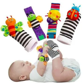 Infant Rattle Socks Toys for Babies 3-12 Months