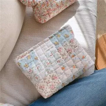 uekeboag 2Pcs Cute Quilted Cotton Makeup Bag, Coquette Quilted Aesthetic Cosmetic Zipper Pouch for Women and Girls,Kawaii Travel Toiletry Bag(01Pink Flower)