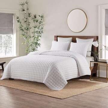 WDCOZY White California Cal King Size Quilt Bedding Sets with Pillow Shams, Oversized Lightweight Soft Bedspread Coverlet, Quilted Blanket Thin Comforter Bed Cover, 3 Pieces, 118x106 inches