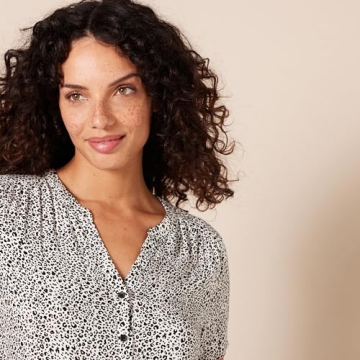 Amazon Essentials Women's Relaxed-Fit Leopard Blouse - Soft & Versatile