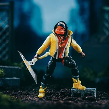 FORTNITE Bone Wasp Action Figure with Accessory Set Bundle