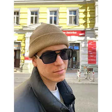 Stylish FEISEDY Vintage Square Aviator Sunglasses