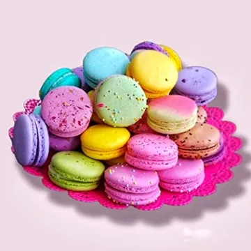 LeilaLove Macarons Gift Box with 16 Specialty Flavors