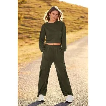 PRETTYGARDEN Womens Fall 2 Piece Outfits Sweatsuits Sets Long Sleeve Crop Tops Sweatshirt Wide Leg Cargo Pants with Pockets (Army Green,Medium)
