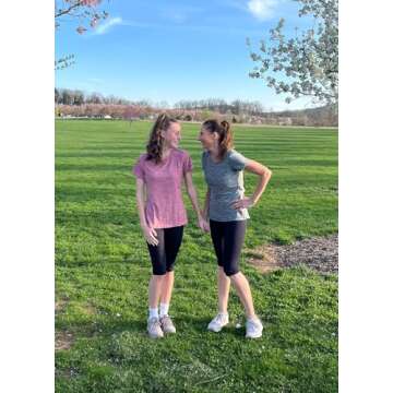 BALEAF Women's Capri Leggings Knee Length High Waisted Petite Yoga Casual Workout Exercise Capris with Pockets Black M