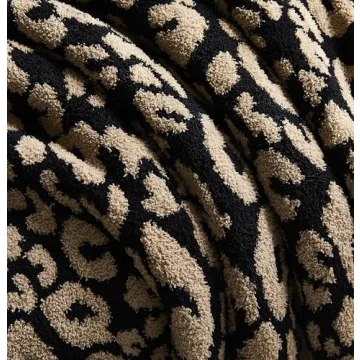 Super Soft Leopard Print Throw Blanket for Cozy Comfort