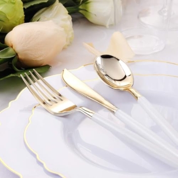 Elegant Gold Plastic Plates for Upscale Events