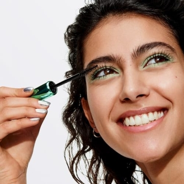 Clinique High Impact Mascara for Voluminous Lashes