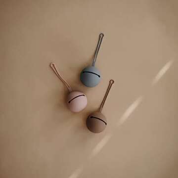 mushie Silicone Pacifier Holder Case (Blush)