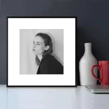 Golden State Art - 12x12 Aluminum Picture Frame - with Mat for 8x8 Photo or Without Mat for 12 x 12 Photo - Real Glass Cover - Simple and Elegant Decor for Wall Mounting - 1 Pack - Black