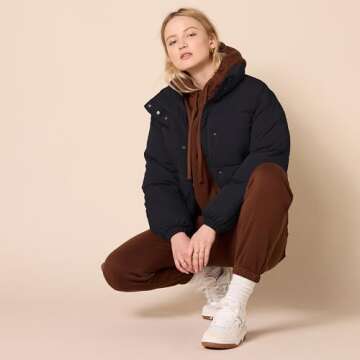 Amazon Essentials Women's Cropped Full-Zip Puffer Jacket (Quilted Matte or Sherpa Fleece), Black, Large