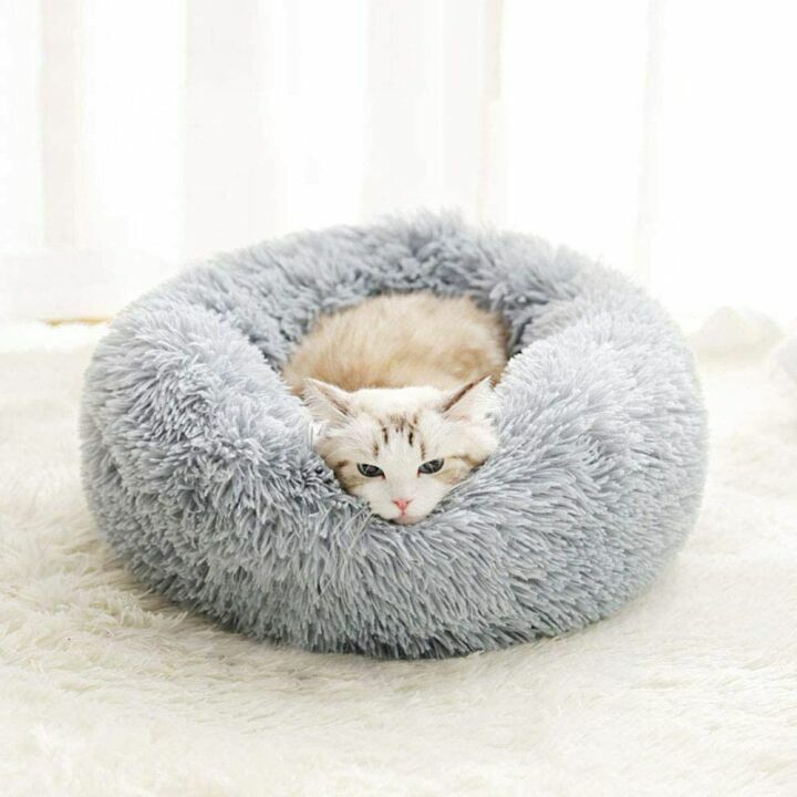 Cozy Plush Round Pet Bed for Cats & Small Dogs