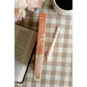 Read Through the Bible in a Year Planner 2025 Edition