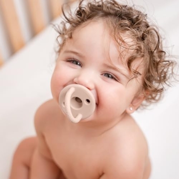 Comfy Cubs Baby Pacifier 5 Pack for Newborns - 0+ Months