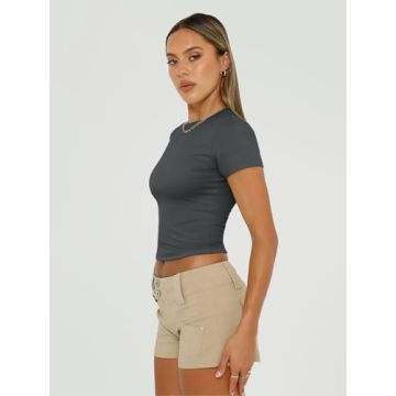 Trendy Queen Women's Y2k Crop Tops Soft Stylish Summer Tees