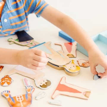 Melissa & Doug Anatomy Playset with 24 Magnetic Pieces