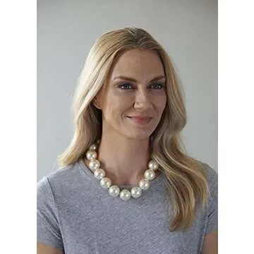 Hot Girls Pearls Ivory White Necklace | Stylish Cooling Accessory