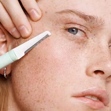 Versed Instant Gratification At-Home Dermaplaning Tool - Reusable, Pro-Grade Facial Exfoliator - Stainless Steel Facial Razor with Single-Edge Blade for Smooth Complexion & Enhanced Makeup Application