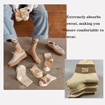 GZLXS Smiley Face Socks - Fun Cotton Socks for Everyone