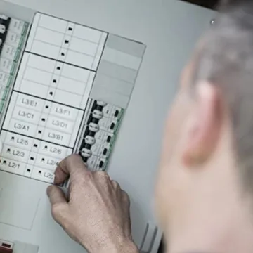 Brother P-touch Pro PTH111 Durable Portable Label Maker