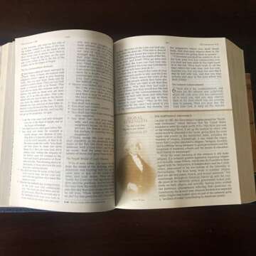 NKJV American Patriot's Bible: Faith Meets History in Style