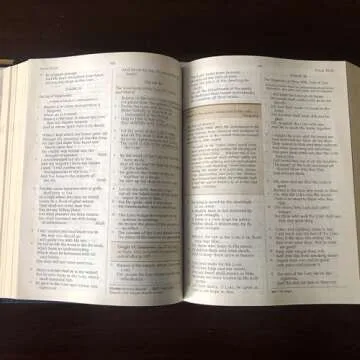 NKJV American Patriot's Bible: Faith Meets History in Style