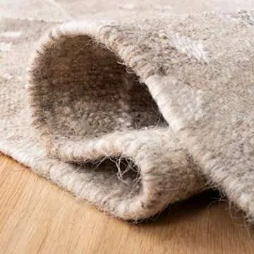 SAFAVIEH Natural Kilim 6' x 9' Area Rug - Eco-Friendly Design