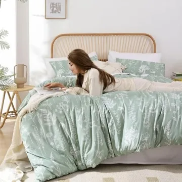 Janzaa Floral Duvet Cover Set in Sage Green Comfort