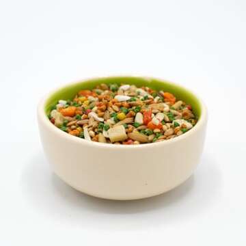 ZuPreem Smart Selects Daily Bird Food for Parrot, Conure, Caique, African Grey, Eclectus, Small Cockatoo, Bird Pellets and Seed Blend, Nutrition for Medium Large Birds, Parrot Food (M/L, 4 lb)