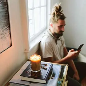 VOTIVO 6.8oz Aromatic Candle Clean Crisp White