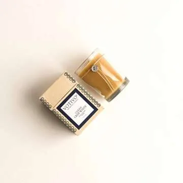 VOTIVO 6.8oz Aromatic Candle Clean Crisp White