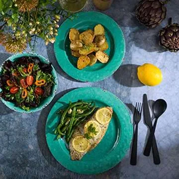 Gibson Home Mauna Melamine Dinnerware Set, Service for 4 (12pcs), Green