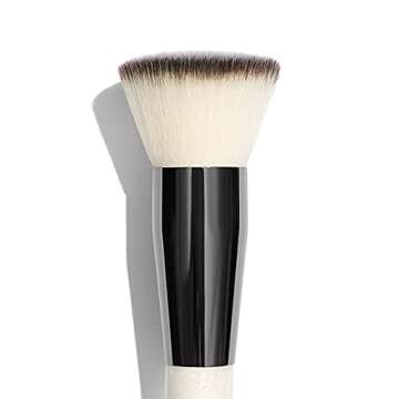 Chantecaille Buff and Blur Brush